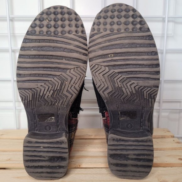 Muk Luks Adalee Ankle Boots - Picture 9 of 11